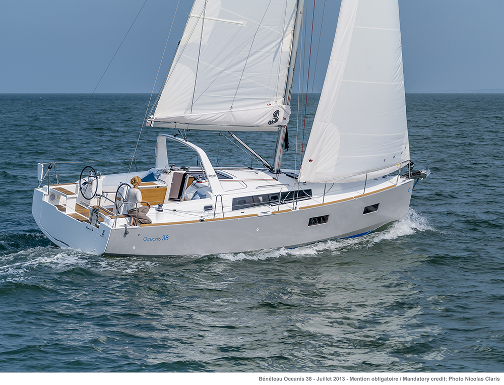 Beneteau Oceanis 38