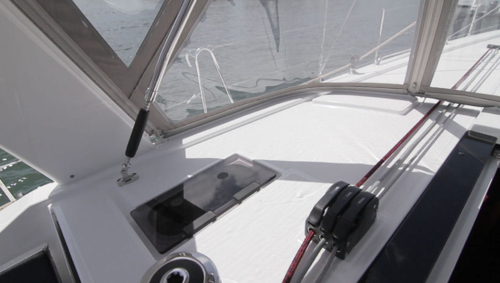 Shown are the Oceanis 41.1’s lines and halyards.
